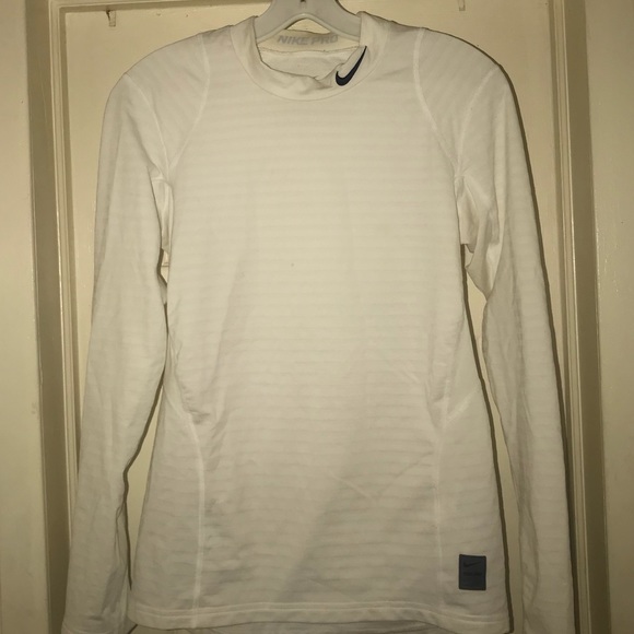 Nike Tops - White nike turtleneck sweater